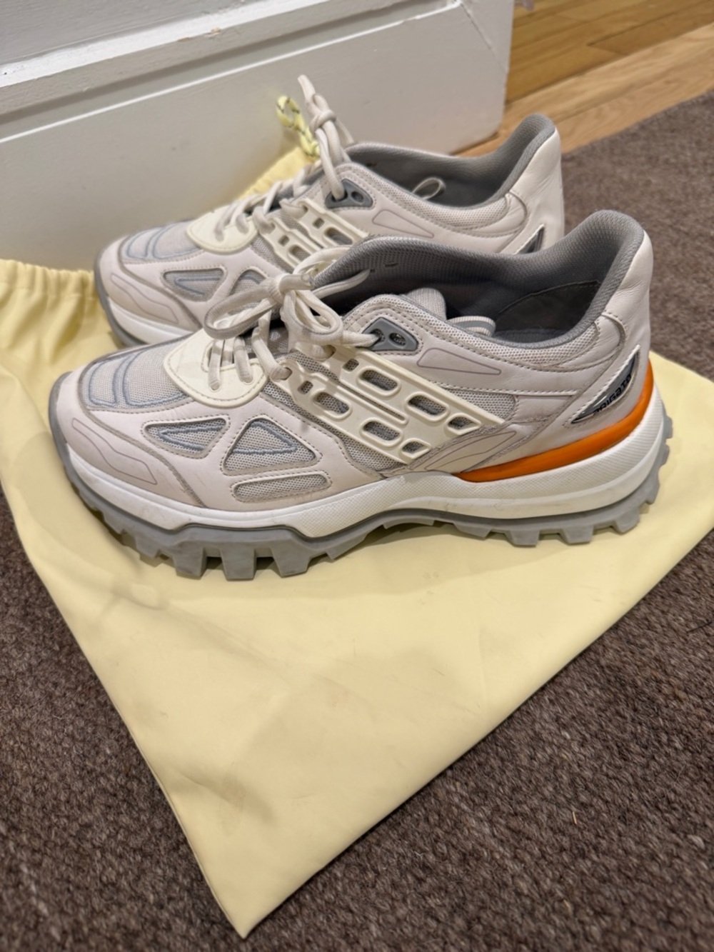 Axel Arigato Marathon R-Tic Low Top Sneakers